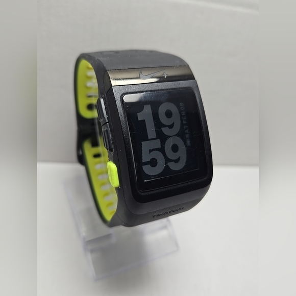 Mens Nike + Powered by TomTom GPS Sport Running Black X Digital Watch WM0069 L7 - Picture 3 of 11
